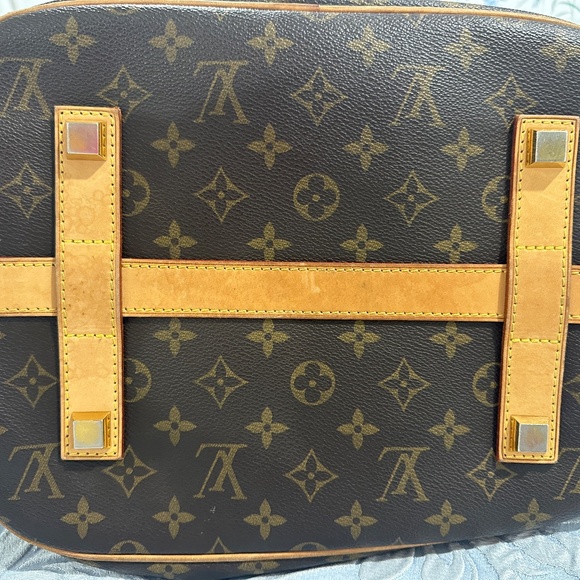 LOUIS VUITTON BUCKET BAG - Picture 5 of 10